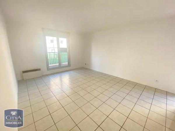 Appartement à louer 2 pièces 48.89m² Valenciennes (59300)