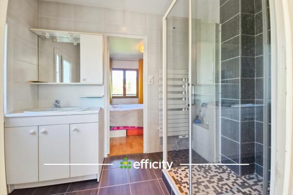 Maison 6 pièces - 200 m² Exclusivité efficity