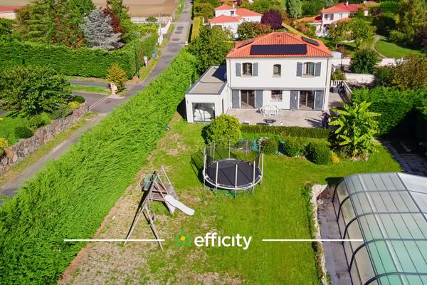 Maison 6 pièces - 200 m² Exclusivité efficity