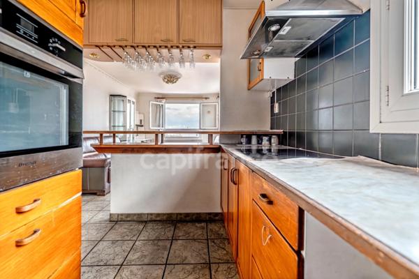 Appartement à vendre T4/T5 pièces PARIS 20EME ARRONDISSEMENT (75) en étage élevé avec vue panoramique