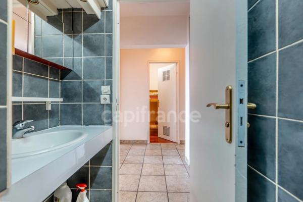 Appartement à vendre T4/T5 pièces PARIS 20EME ARRONDISSEMENT (75) en étage élevé avec vue panoramique