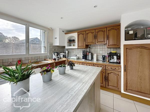 Maison familiale sans travaux – 3 chambres + bureau – Grand garage et jardin – Pas-de-Jeu