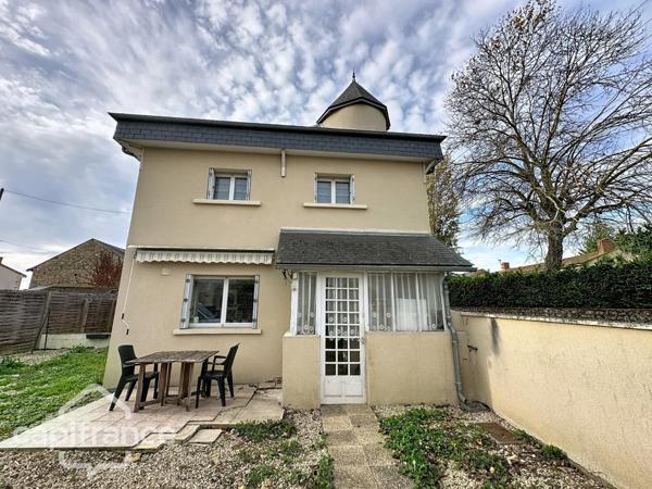 Maison familiale sans travaux – 3 chambres + bureau – Grand garage et jardin – Pas-de-Jeu