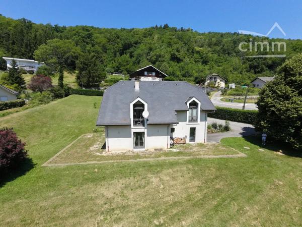A VENDRE MAISON D'ARCHITECTE T5 166 M2 / 230 M2 UTILES.