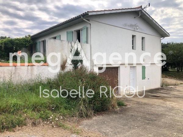 Maison à MARENNES, 17320 - 6 pièces 130m²