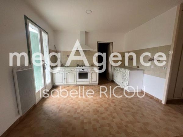 Maison à MARENNES, 17320 - 6 pièces 130m²