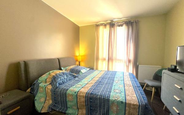 Appartement à vendre    3 pièces • 80,50 m2 Corbeil-Essonnes