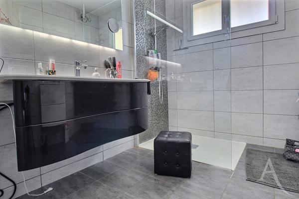 Maison Begles -5 pièce(s) - 149m² parcelle de 744 m²