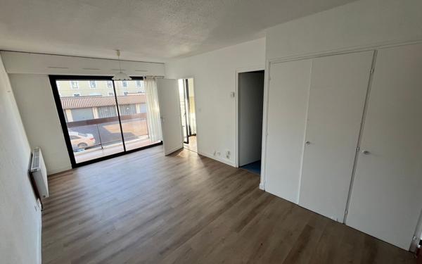 Appartement à vendre    1 pièce • 25 m2 Dax