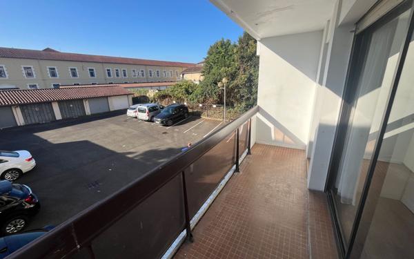 Appartement à vendre    1 pièce • 25 m2 Dax