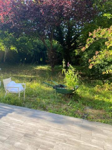 Superbe Maison de 216m2 - 6 pièces - Romainville