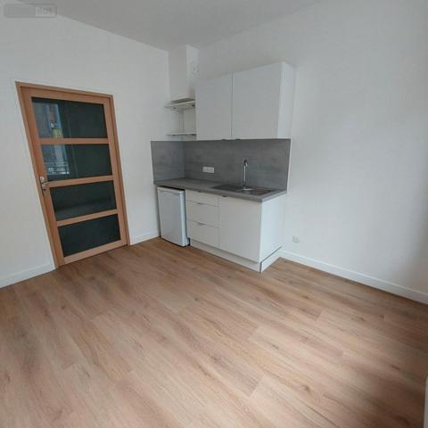 Appartement à louer à Reims dans la Marne (51100), ref : 51046-L586   
Centre et Grand Centre