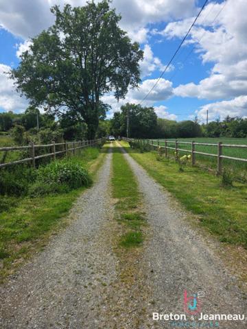 Maison en campagne de Parennes