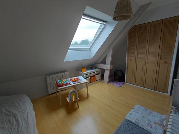 Maison Changé- 4 chambres.