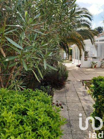 House for sale 5 rooms 101 m² Le Grand-Village-Plage