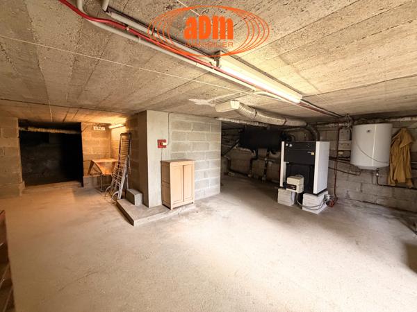Maison
                                                                                                                                                                                                                                                                                                                        4 pièce(s)                                                                                                                                                                                                          2 chambre(s)                                                                                                                                                                                                          74  m²