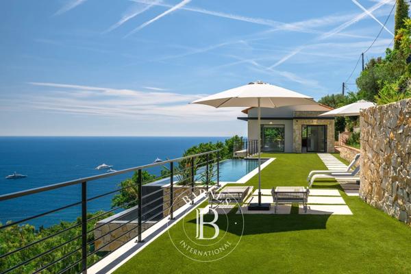 Roquebrune-Cap-Martin, Villa 4 Chambres -  200 m² à vendre