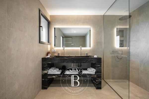Roquebrune-Cap-Martin, Villa 4 Chambres -  200 m² à vendre