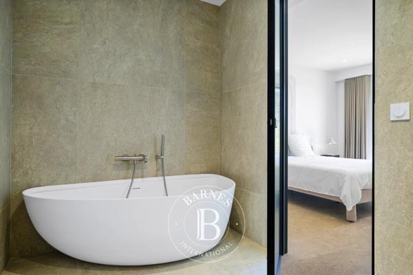 Roquebrune-Cap-Martin, Villa 4 Chambres -  200 m² à vendre