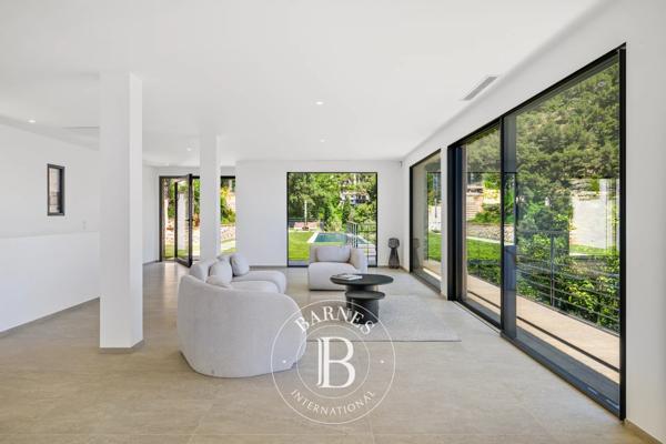 Roquebrune-Cap-Martin, Villa 4 Chambres -  200 m² à vendre