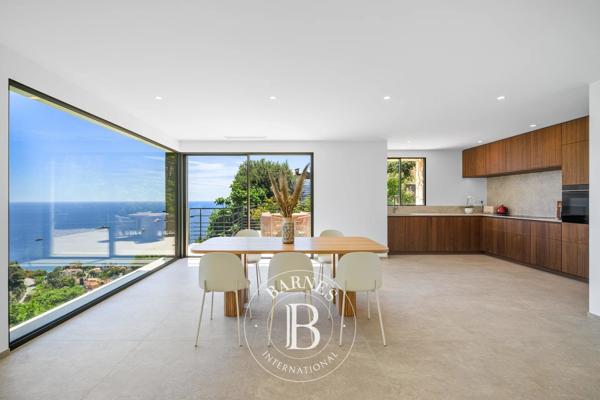 Roquebrune-Cap-Martin, Villa 4 Chambres -  200 m² à vendre
