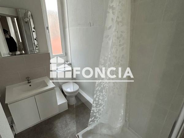 Location Appartement 2 pièces 50 m² - 4 RUE DES CLERCS Romans Sur Isere 26100