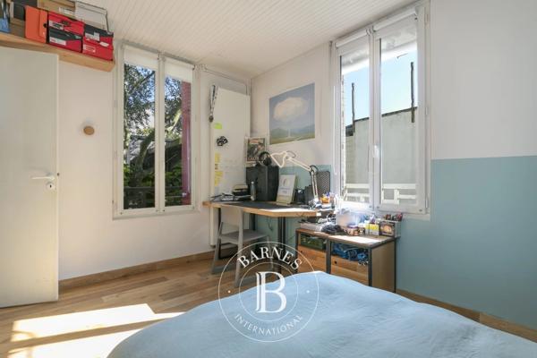 Vanves, Maison 4 Chambres -  350 m² à vendre