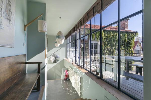 Vanves, Maison 4 Chambres -  350 m² à vendre