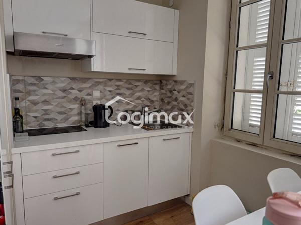 Vente immeuble La rochelle, 102m² 682 500€ Charente-maritime Poitou-charentes Page /fr/detail.htm