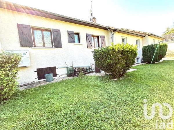 Maison traditionnelle 6 pièces de 160 m² à Foulain (52800)