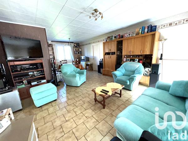 Maison traditionnelle 6 pièces de 160 m² à Foulain (52800)