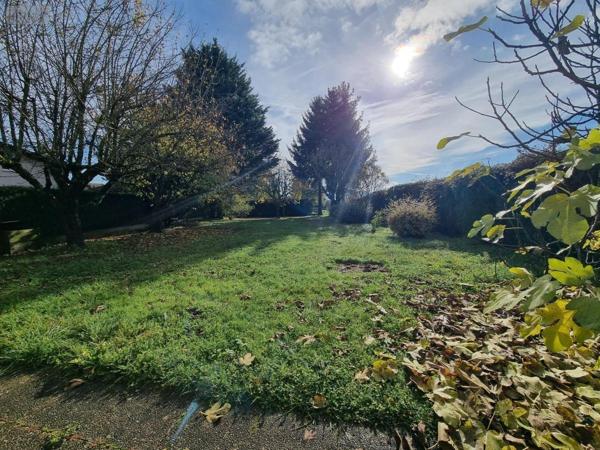 Maison à vendre à Prévessin-Moëns dans l'Ain (01280), ref : 01047-748