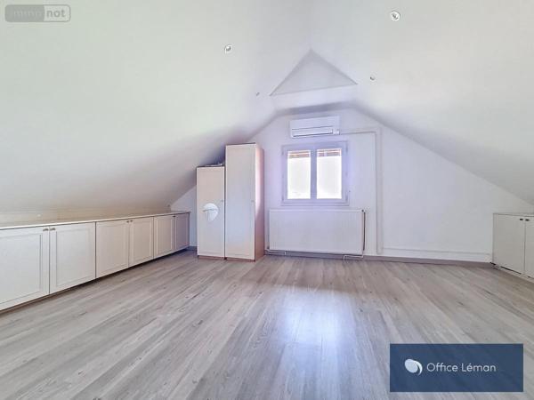 Maison à vendre à Prévessin-Moëns dans l'Ain (01280), ref : 01047-748