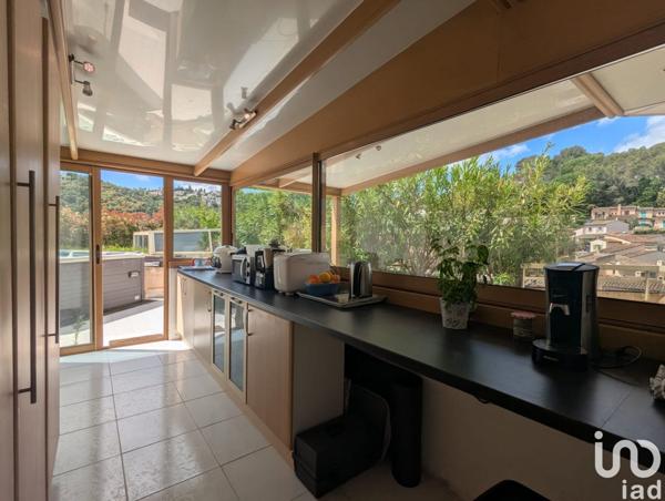 Appartement à vendre 4 pièces 90 m² Mandelieu-la-Napoule