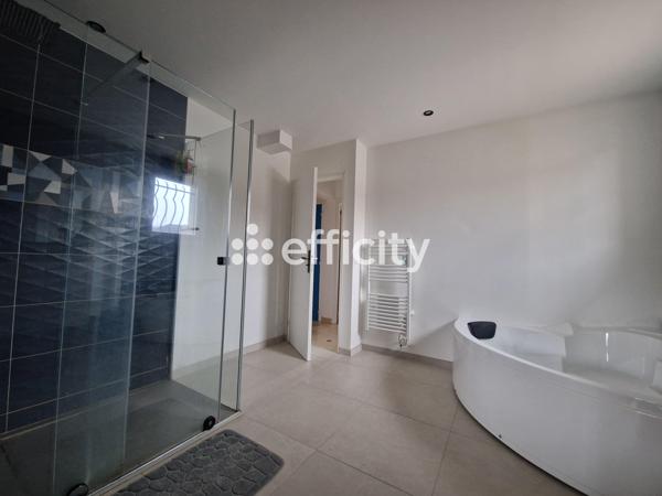 Maison 8 pièces - 165 m² Exclusivité efficity