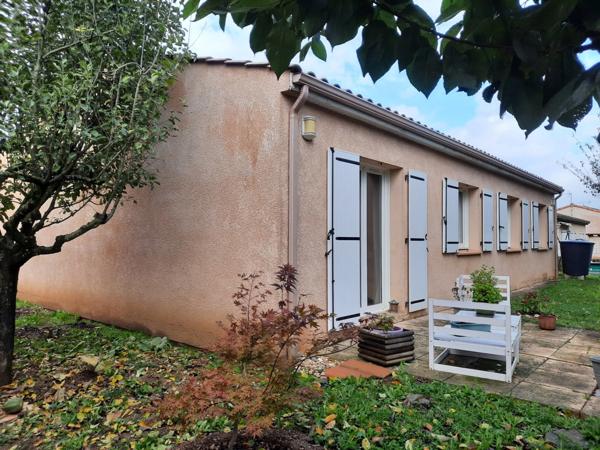 Gaillac Maison de type 4 de plain pied avec jardin et garage