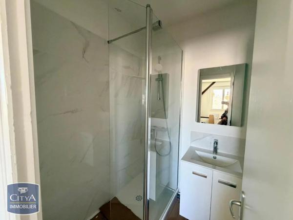 Appartement à louer 2 pièces 46.93m²