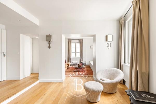 Paris 18ème, Appartement 2 Chambres -  100 m² à vendre