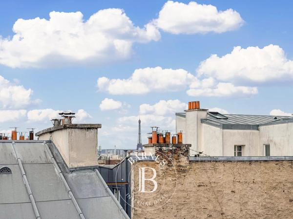 Paris 18ème, Appartement 2 Chambres -  100 m² à vendre