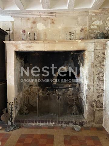 Maison de Maître en pierre à rénover - fort potentiel - Vaas (72)