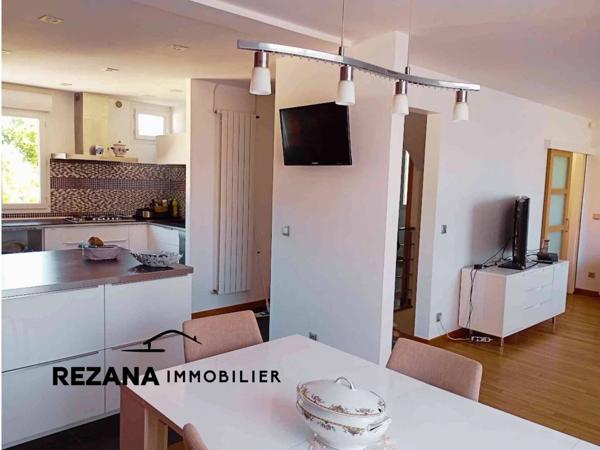 Hameau de Vosves, Maison familiale rénovée 120m² - Terrain 1860m²