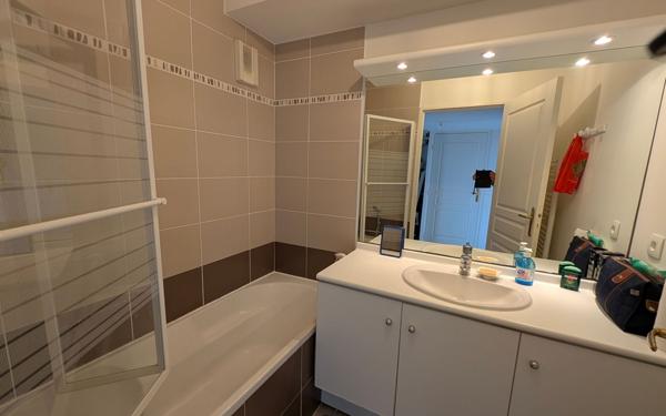 Appartement à vendre    4 pièces • 124,40 m2 Six-Fours-les-Plages