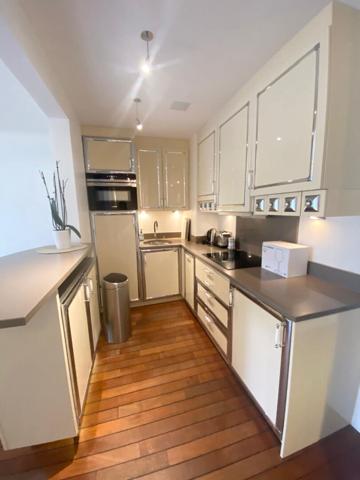 Appartement d'exception avec terrasse, entièrement rénové, première occupation