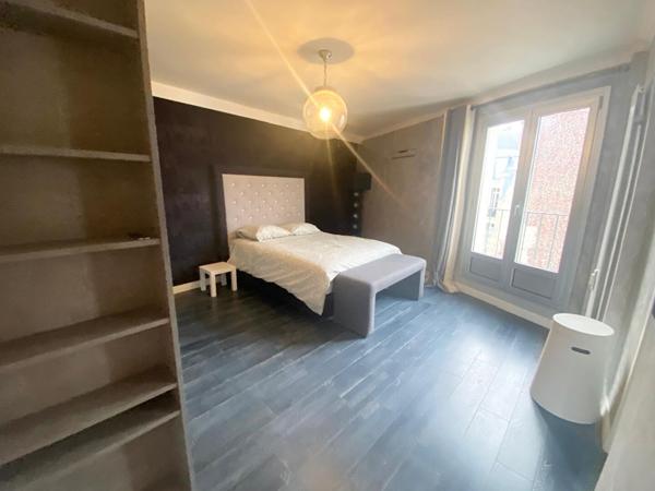 Appartement d'exception avec terrasse, entièrement rénové, première occupation