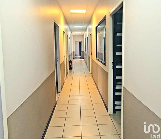 Location bureaux 196 m² Le Lamentin
