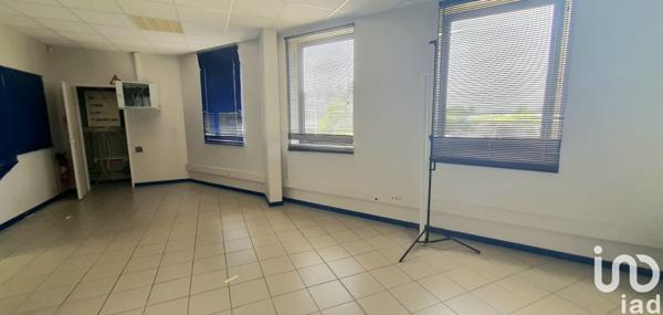 Location bureaux 196 m² Le Lamentin