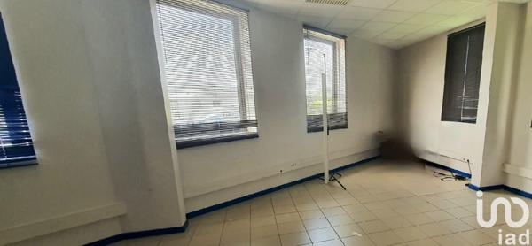 Location bureaux 196 m² Le Lamentin