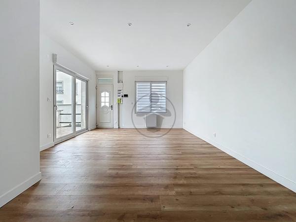 Vente Immeuble 6 pièces 109 m2 à Saint-Quentin