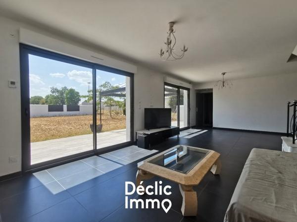 Vente maison individuelle Epannes, 135m² 5 pièces 285 155€ avec terrasse