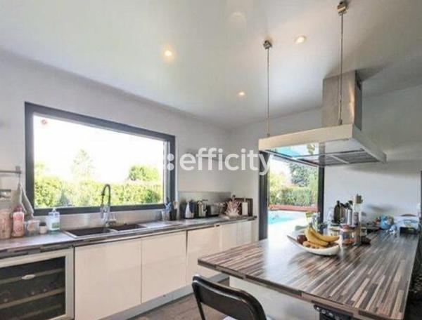 Maison 6 pièces - 197 m²